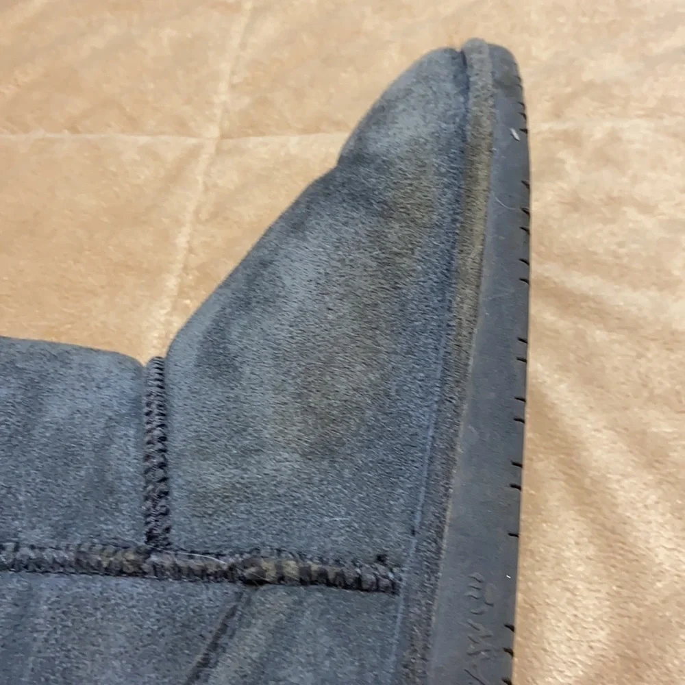 Bear Paw Short gray Leather Boots